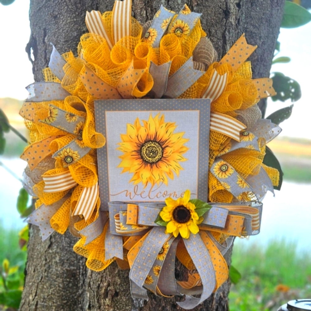 Sunflower Welcome Wreath